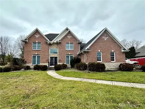 725 Rosecrest Rd, Tipp City, OH 45371