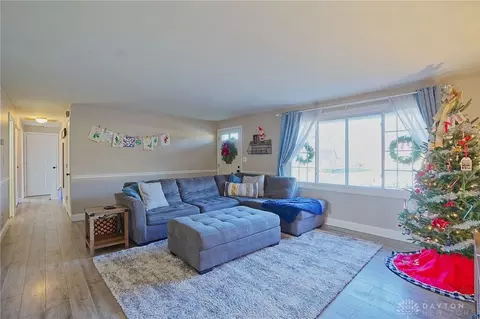 160 Boyce Rd, Dayton, OH 45458 photo 4