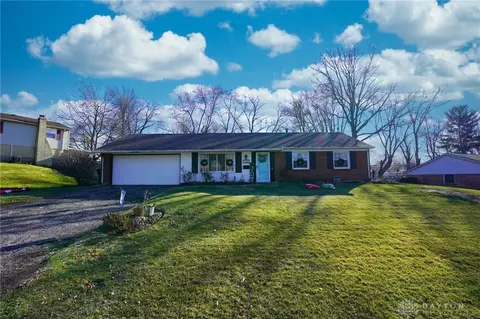 160 Boyce Rd, Dayton, OH 45458