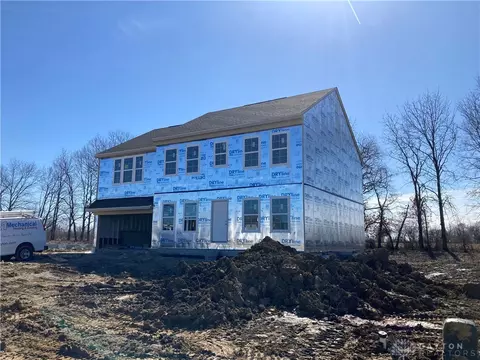 3043 Kit Fox Way, Franklin, OH 45005