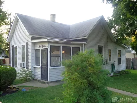518 Grant St, Springfield, OH 45504 photo 2