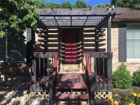 1736 N Central Dr, Dayton, OH 45432
