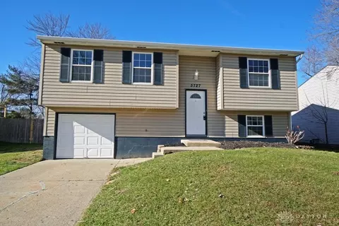 5727 Linden Dr, Milford, OH 45150