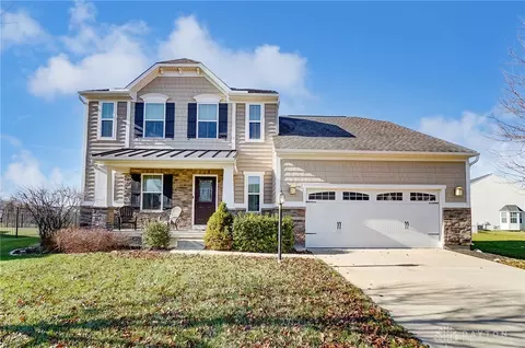137 Cascade Dr, Fairborn, OH 45324