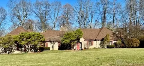 1719 Ladera Trl, Dayton, OH 45459