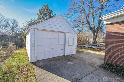 316 Schuyler Dr, Kettering, OH 45429 photo 25