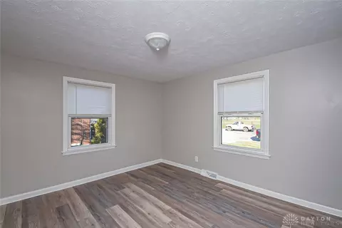 316 Schuyler Dr, Kettering, OH 45429 photo 17