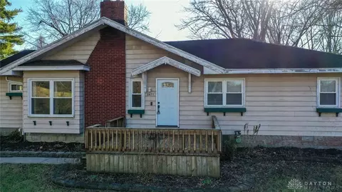 2671 W Possum Rd, Springfield, OH 45506 photo 3