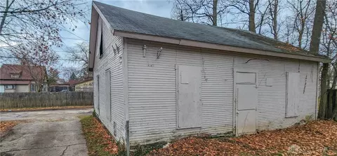 1437 S Limestone, Springfield, OH 45506 photo 12