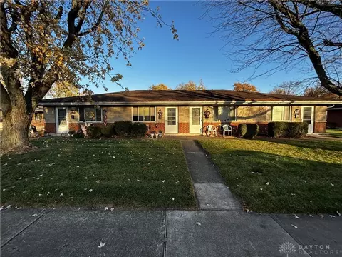 4602 Croftshire Dr, Dayton, OH 45440