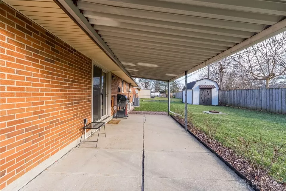  114 Silverstone Dr, Englewood, OH 45322 photo 24
