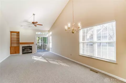 6835 Cedar Cove Dr, Centerville, OH 45459 photo 4