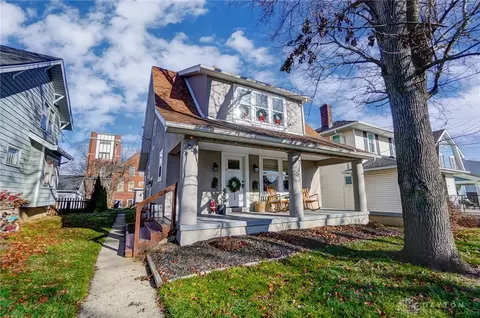 205 Monteray Ave, Oakwood, OH 45419