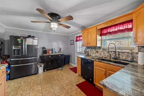 476 Little Turtle Ln, Cincinnati, OH 45244 photo 8