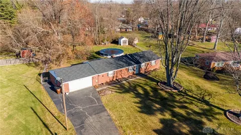 476 Little Turtle Ln, Cincinnati, OH 45244