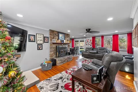 476 Little Turtle Ln, Cincinnati, OH 45244 photo 4