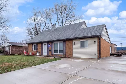 1959 Nebraska Dr, Xenia, OH 45385