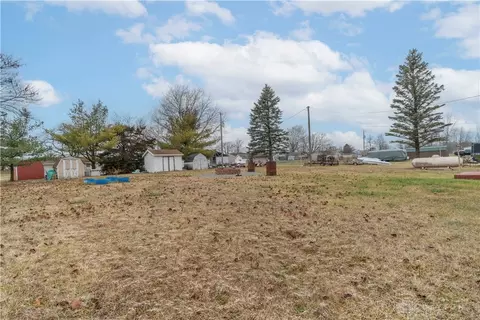 4587 Vermont Dr, Sidney, OH 45365 photo 20
