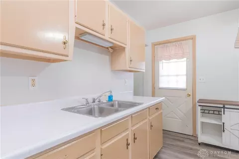 4587 Vermont Dr, Sidney, OH 45365 photo 6