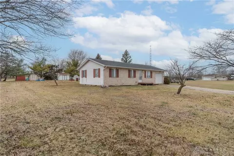 4587 Vermont Dr, Sidney, OH 45365 photo 3