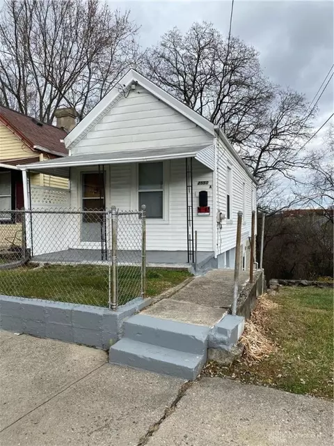 2550 Ring Pl, Cincinnati, OH 45204