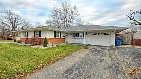 4994 Queensbury Rd, Dayton, OH 45424