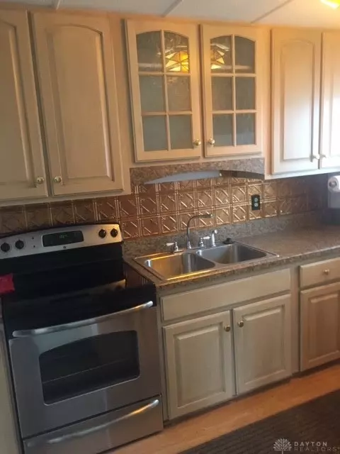 2505 Oakley Ave, Kettering, OH 45419 photo 5