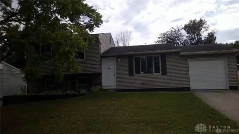 2231 Wienburg Dr, Dayton, OH 45439