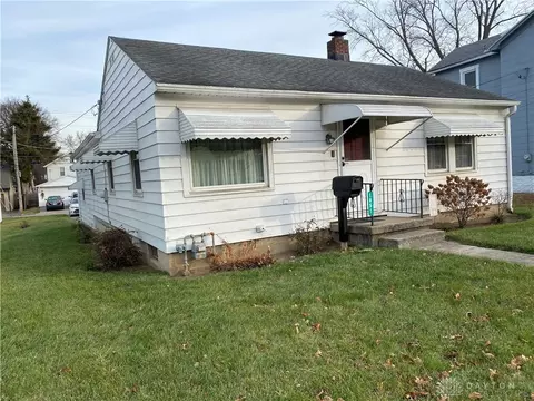 1051 E Central Ave, Miamisburg, OH 45342