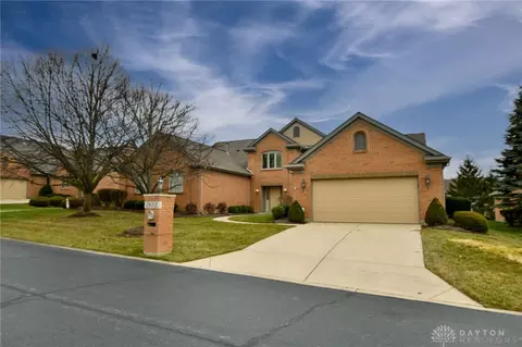 2682 Vienna Estates Dr, Dayton, OH 45459