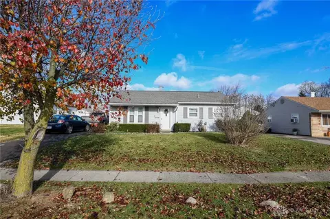 2209 Midvale St, Dayton, OH 45420