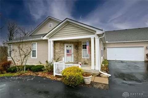 429 Bending Branch Ln #20, Miamisburg, OH 45342