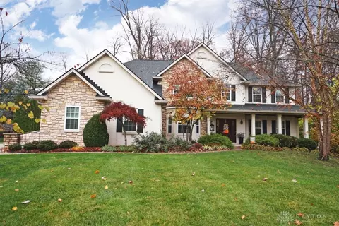 10048 Indian Walk Dr, Sharonville, OH 45241