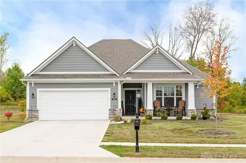971 Reeder Cir, Dayton, OH 45458
