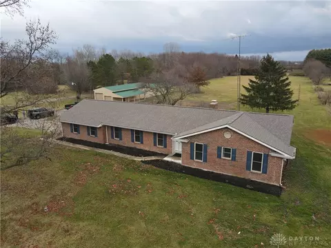 1899 S Forest Hill Rd, Troy, OH 45373