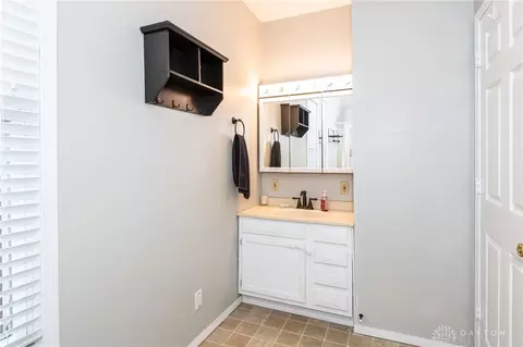 745 N Florence St, Springfield, OH 45503 photo 23