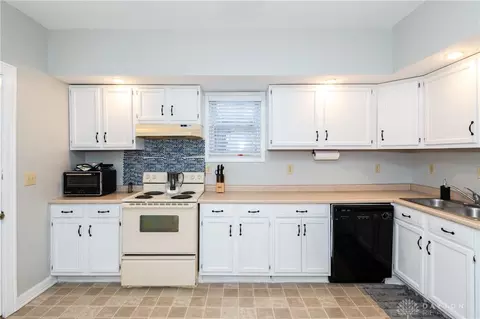 745 N Florence St, Springfield, OH 45503 photo 16