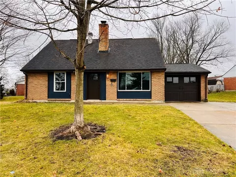 631 Skyles Rd, Englewood, OH 45322