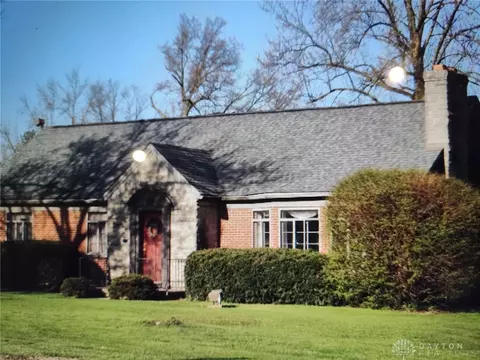 936 N Detroit St, Xenia, OH 45385