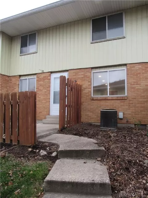 1705 Mars Hill Dr, Dayton, OH 45449