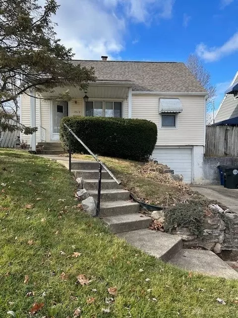 1517 John Glenn Rd, Dayton, OH 45410