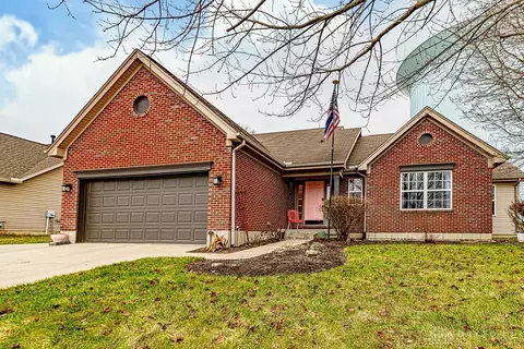 326 Hillcrest Dr, Springboro, OH 45066