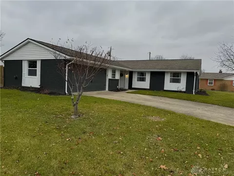 201 N Smith St, New Carlisle, OH 45344
