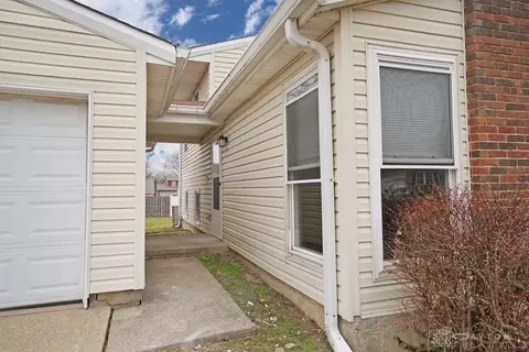 690 Woodthrush Dr, Cincinnati, OH 45244 photo 25