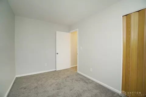 690 Woodthrush Dr, Cincinnati, OH 45244 photo 14