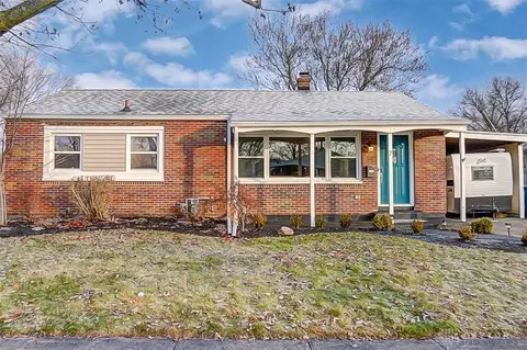 7 Amokee Pl, Tipp City, OH 45371