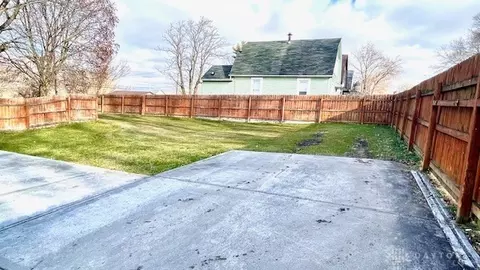 1597 Columbus Ave, Springfield, OH 45503 photo 3