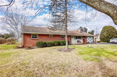 813 N Fairfield Rd, Dayton, OH 45434