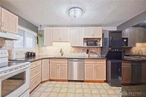 4624 Sunray Rd, Kettering, OH 45429 photo 13