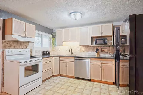 4624 Sunray Rd, Kettering, OH 45429 photo 14